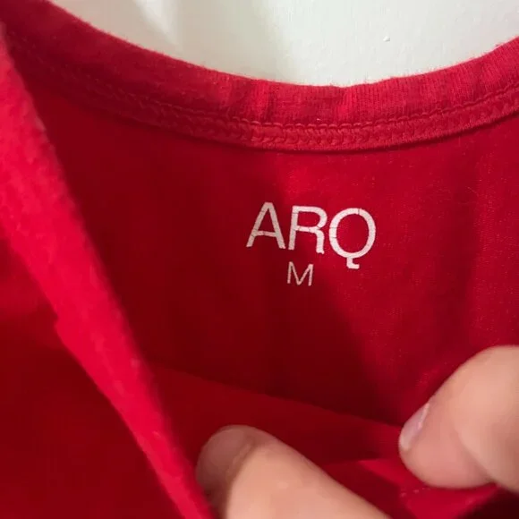 Arq Tank Top - Picture 3 of 3